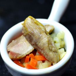 cassolette-julienne-de-legumes-et-filet-de-caille